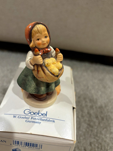 Goebel hummel chicken - goebel,