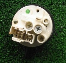 Whirlpool AWM 1004/4 Washing Machine Pressure switch