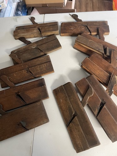 Vintage moulding planes - , in
