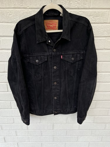 Levis denim jacket - jacket, medium