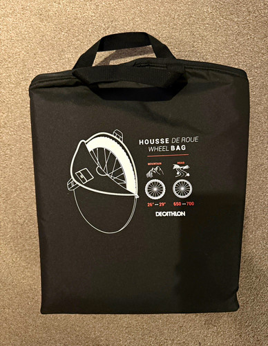 Decathlon wheel bag - wheel, /