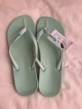 Ipanema. Anat Lolita Fem Flip Flops. Green. Size UK 7. Brand new.