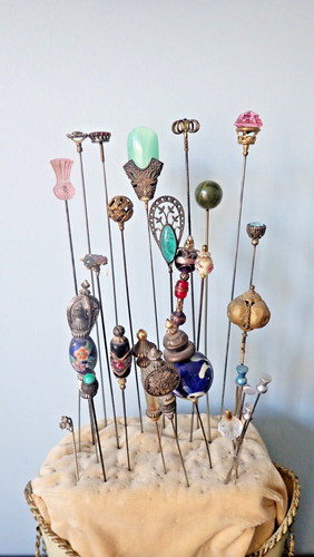 Job lot hat pins - 25,