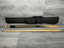 RLE Custom Cues London Pool Cue with Case 2 Piece 10mm 147cmm Bound Handle