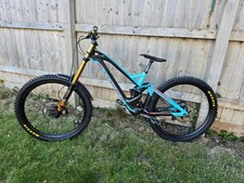 2018 Mondraker Summum Carbon Pro Downhill Bike - Hope Pro 5 - Top Spec - Size M 