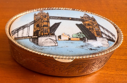 London tower bridge trinket - tower,