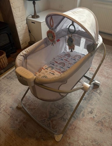 Travel cot fisher price - ,
