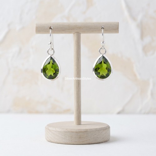 Peridot august birthstone - peridot,