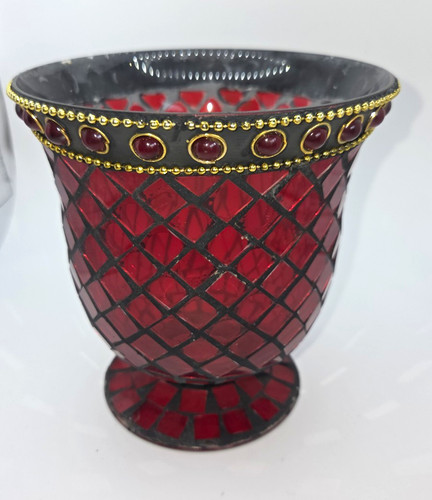 Unmarked red black mosaic - unmarked,