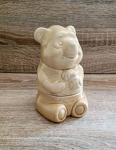 Disney vintage winnie the pooh - winnie,