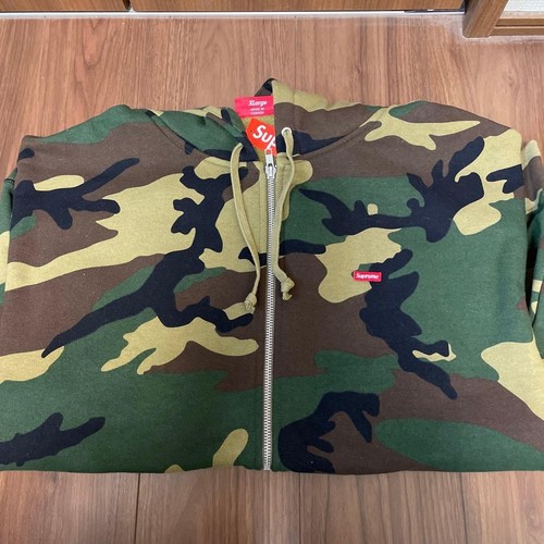 Supreme small box - zip, up