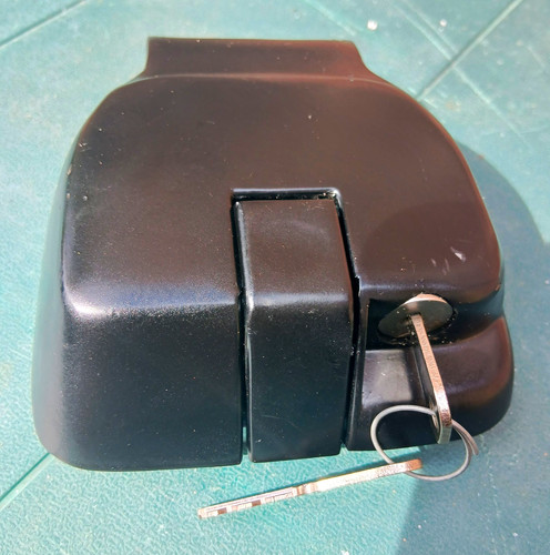 Range rover classic fuel cap - range,