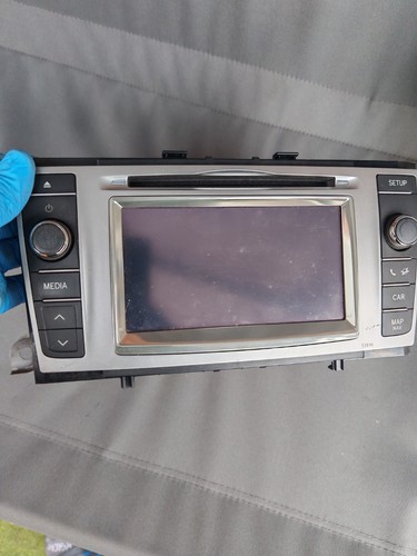Toyota avensis radio - toyota,