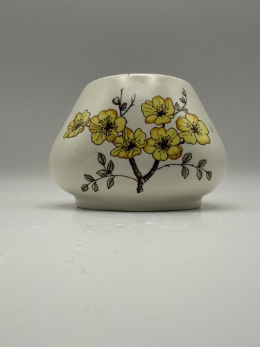 Carlton ware pottery mimosa - carlton,