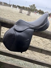 Fairfax Cupped Flap Jump Saddle 17” Black