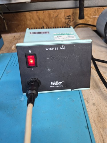 Weller soldering station and - weller,