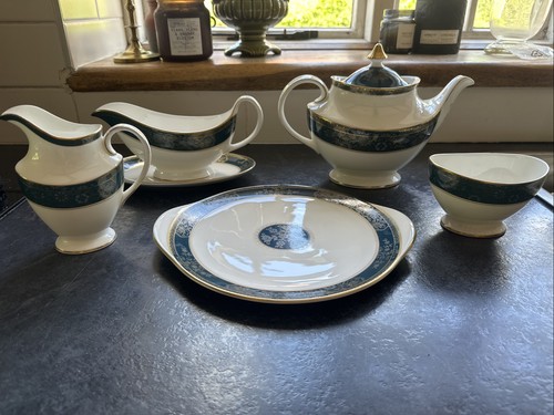 Royal doulton carlyle - doulton, teapot