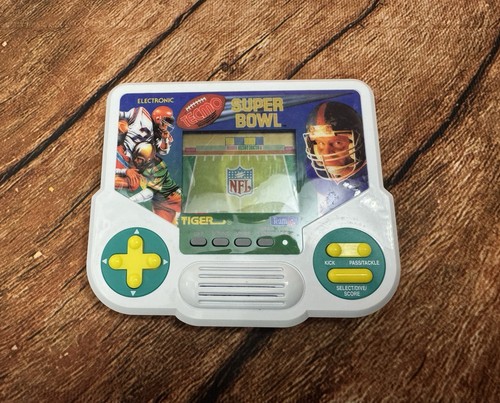 Tiger electronics tecmo - tecmo, bowl