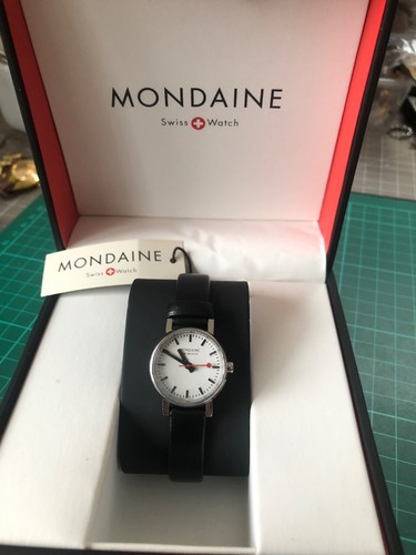 Mondaine official swiss - official,