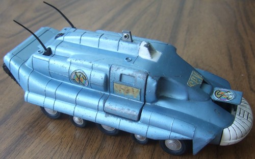 Dinky toys 104 - toys,