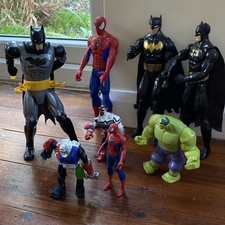 Marvel / DC Comics Action