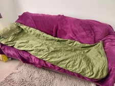 BRITISH MILITARY ISSUE  WARM WEATHER SLEEPING BAG AND COMPRESSION SACK