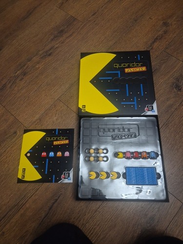 Quoridor pac man board - pac-man,