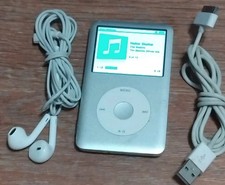 Apple iPod Classic 7th Generation A1238 Silver 160GB MP3 Player 20,000 Songs