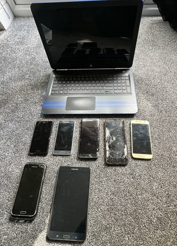 Job lot electronics - job, laptop