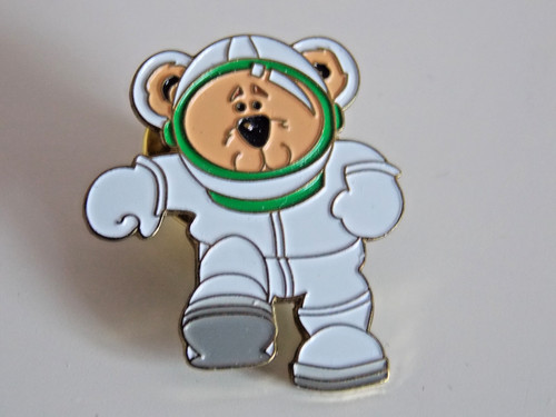 Macmillan cancer relief pin - macmillan,