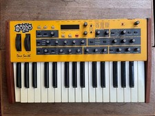 Dave Smith DSI Mopho Keyboard Anlogue Analog Synth Synthesizer 