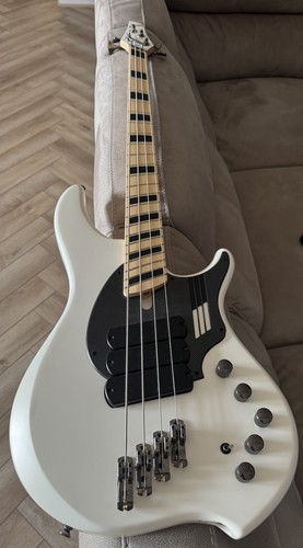 Dingwall ng3 string bass - ng3,