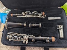 Buffet Crampon E13 Bb Clarinet in Near Mint Condition 