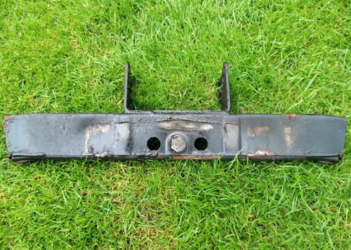 Bolens front axle beam - front,