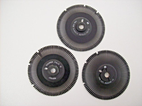 Adler royal typewriter - 3,