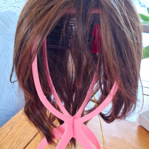 Short straight synthetic wig - short,