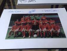 LIVERPOOL  SIGNED TEAM