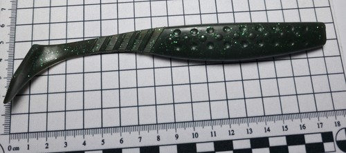 Inch soft paddle tail - 6.9,