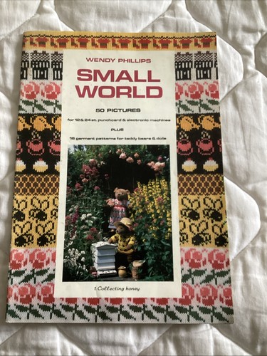 Machine knitting small world - machine,