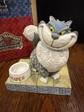 Disney Showcase Collection