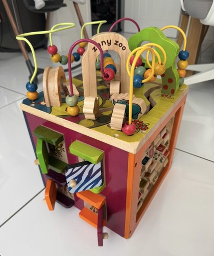 Activity cube with - with, theme