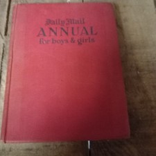 DAILY MAIL ANNUAL FOR BOYS &