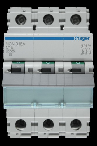 Hager amp curve 10ka - amp, c