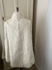 A Vintage Ermin Ladies Cape Cloak In A Very Attractive Design Lovely Condition