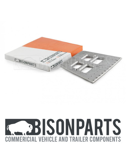 Lower step surround tread - lower,