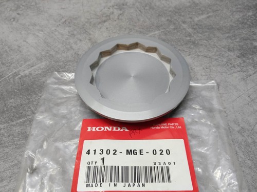 Gear bolt cap vfr1200f - gear,