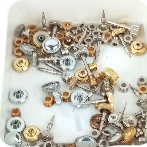 Vintage watch crowns gold - vintage,