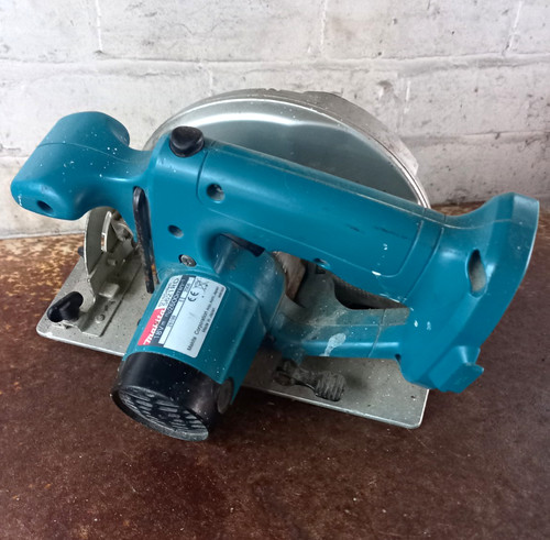 Makita 5621rd 18v cordless - 18v,
