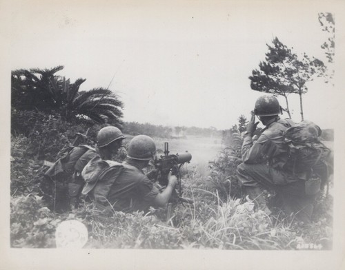 Ww2 96th div okinawa - okinawa, heavy