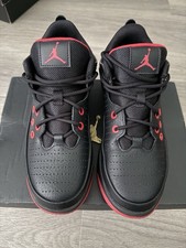 Nike Jordan Max Aura 5 Youth Black & Red Leather Trainers UK Size 3 RRP £80